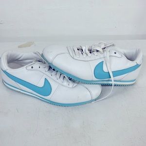 Nike Womens Size 9